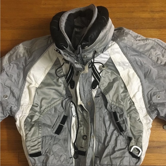 Silver & Gray Women’s Ski Jumpsuit - Picture 3 of 14